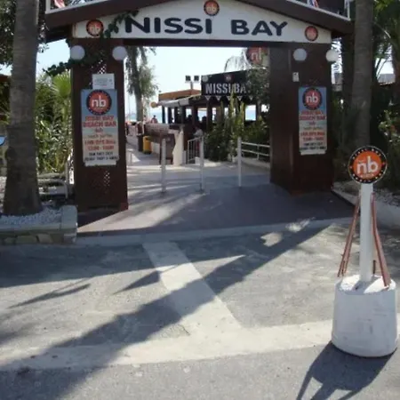 Lägenhet Luxury Cozy Near Nissi *