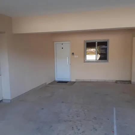 Luxury Cozy Near Nissi